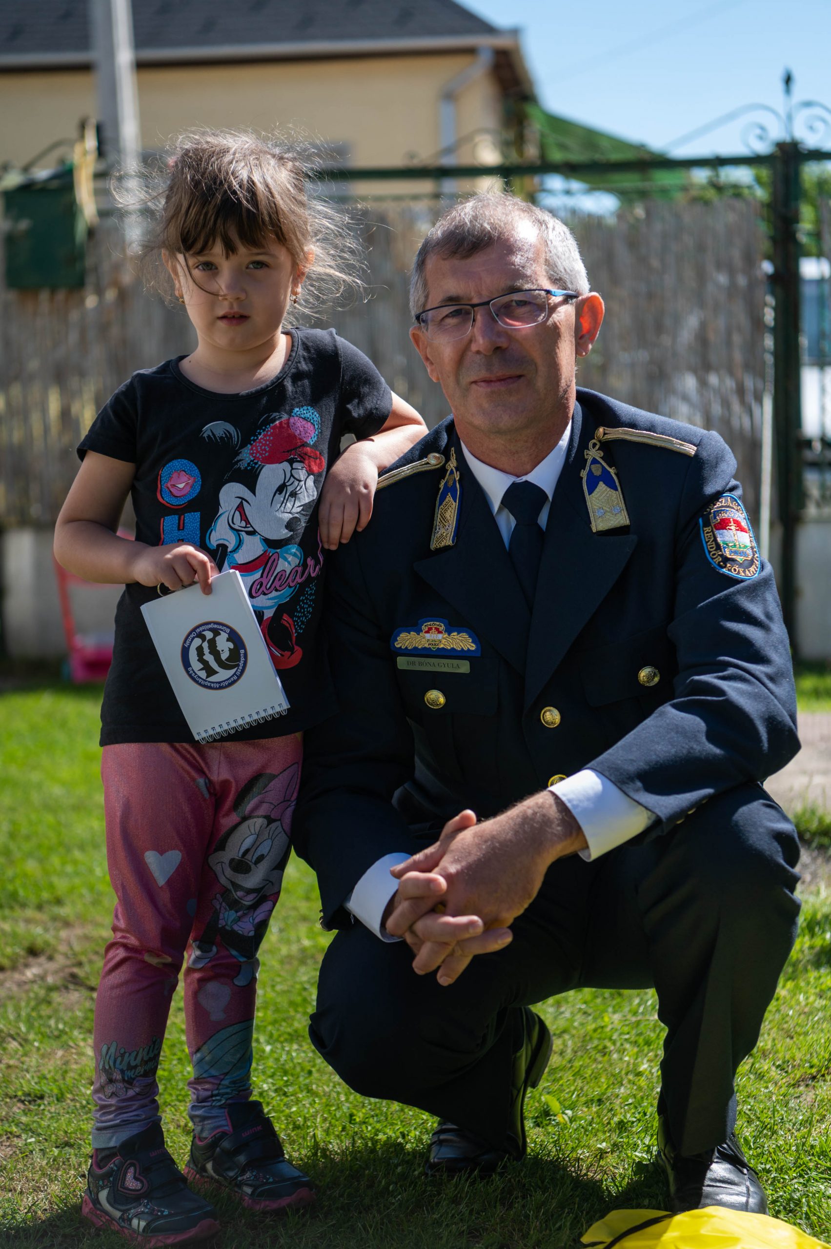 dr. Bóna Gyula rendőr alezredes és Elena